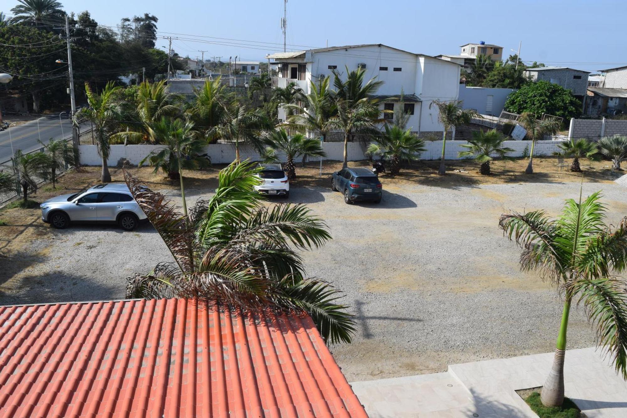 Ohana Beach Hotel Playas Eksteriør billede