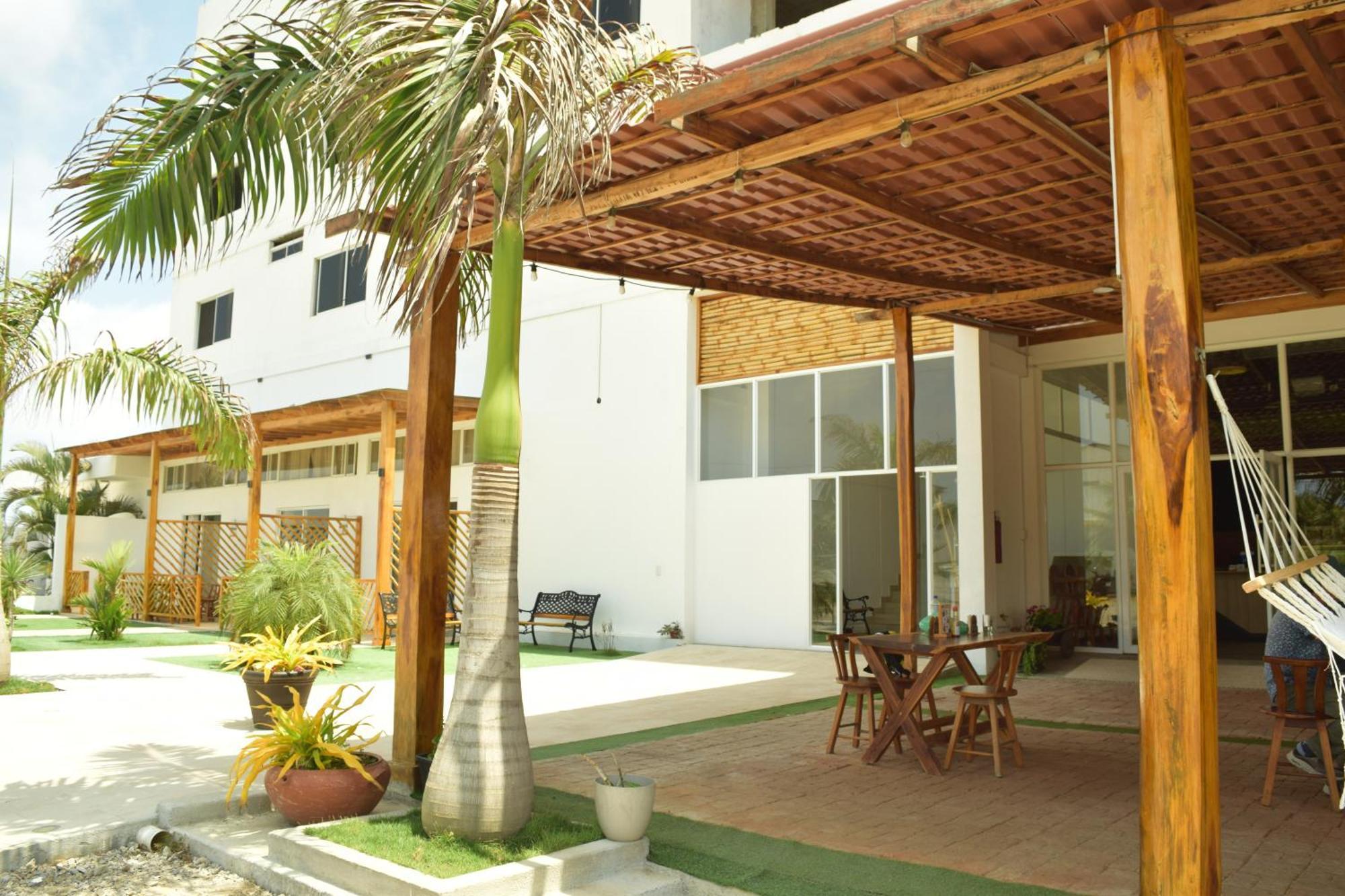 Ohana Beach Hotel Playas Eksteriør billede