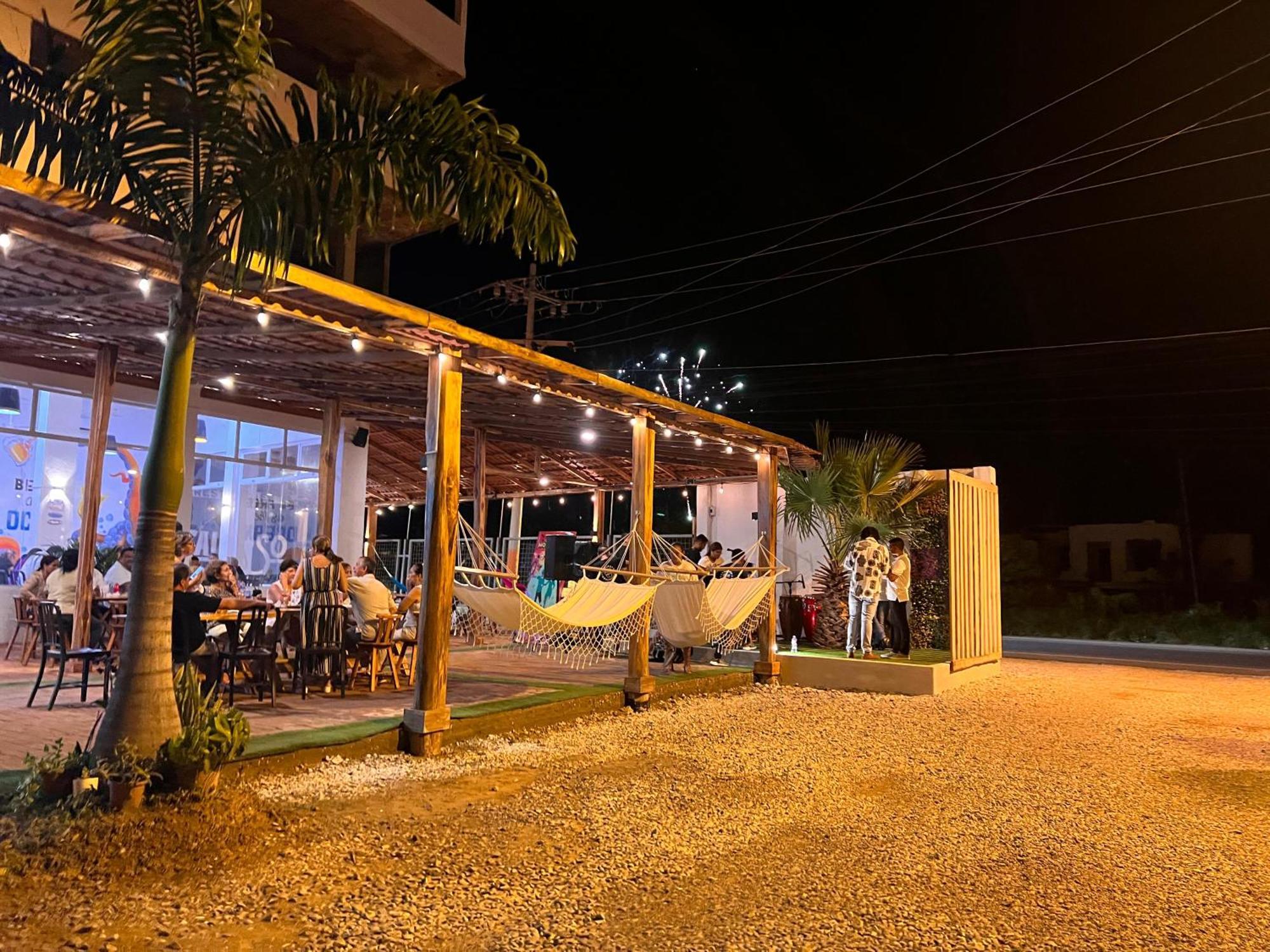 Ohana Beach Hotel Playas Eksteriør billede